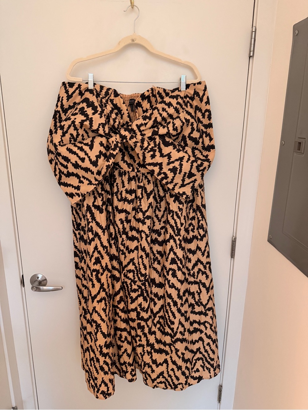Eloquii - Bow Bodice Flare Dress - Picture 3 of 9